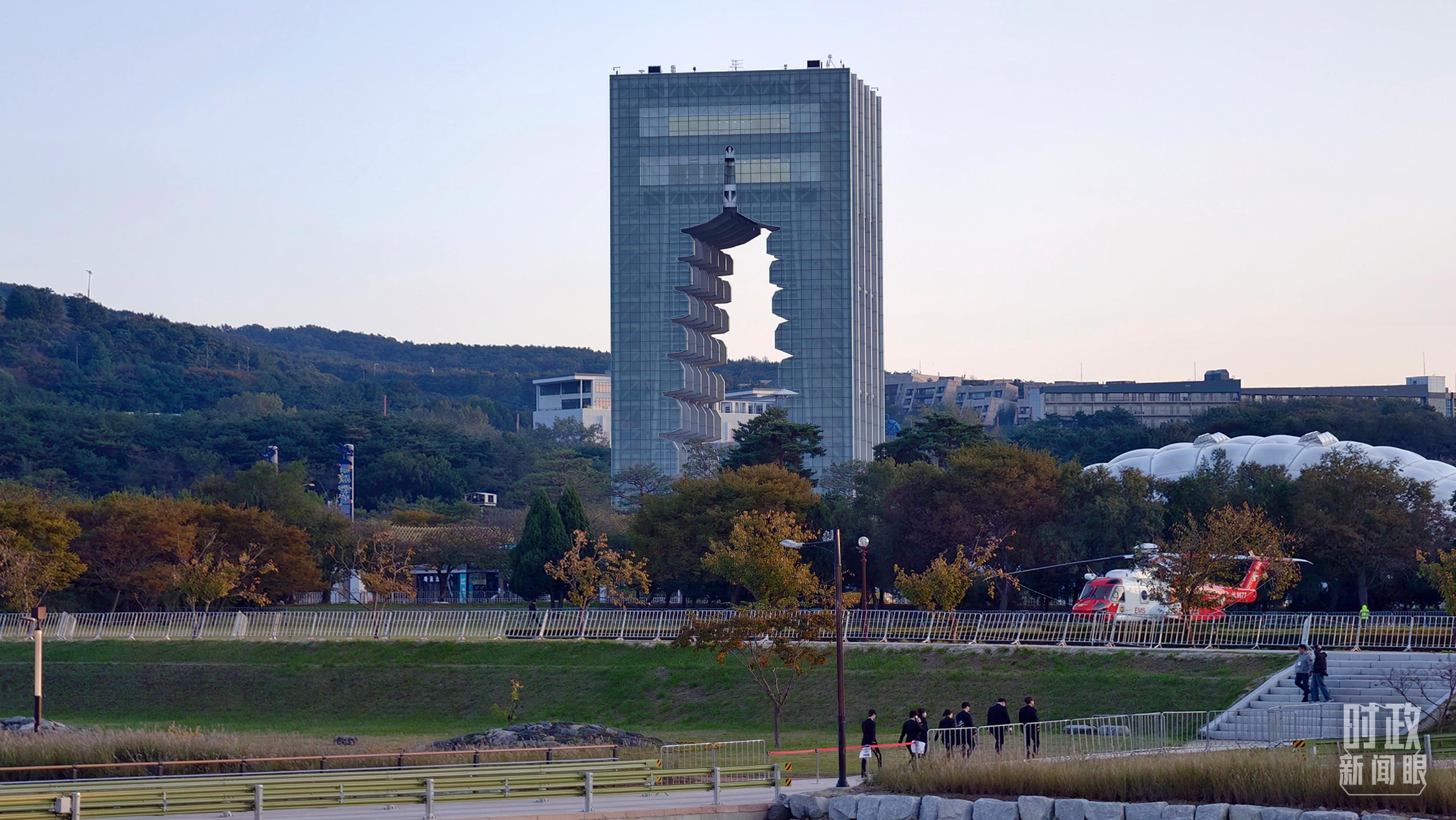 天顺娱乐注册:时政新闻眼丨韩国之行收官日,习主席这些声音值得铭记